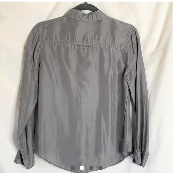 BB Dakota Silk Womens Blouse
Size Small - Picture 2 of 4
